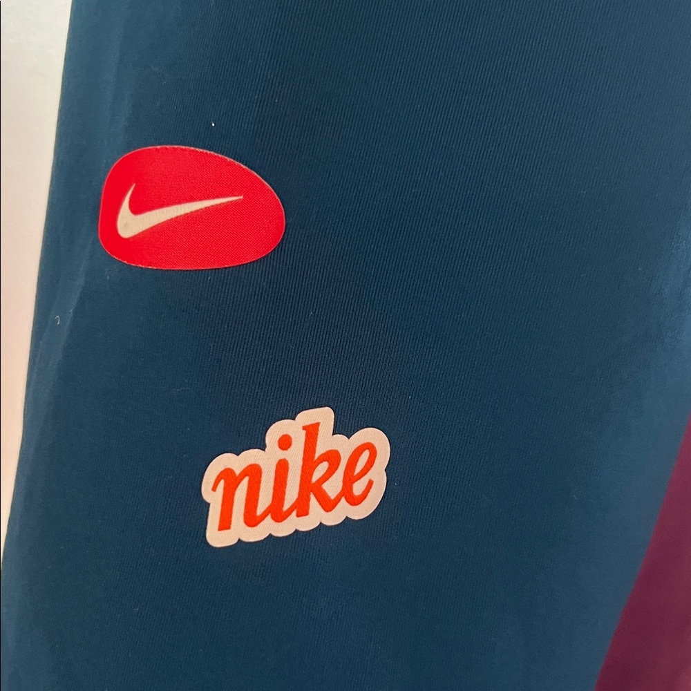 Nike Dri-FIT cropped Blue dry fit athletic Top with. Zip up neck - Picture 4 of 7